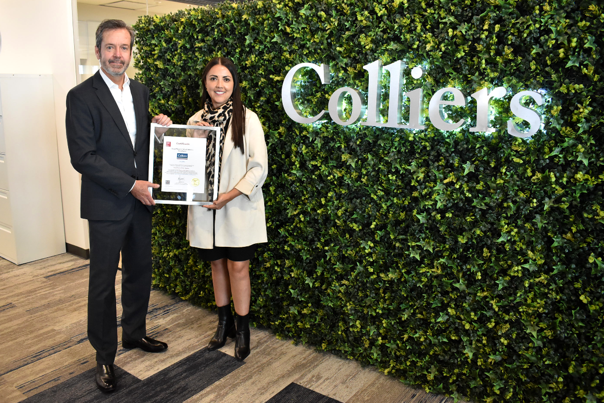 La empresa de servicios inmobiliarios Colliers obtiene varios reconocimientos en su 30 aniversario