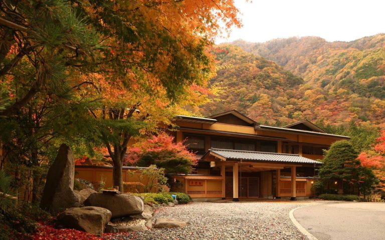 Nishiyama Onsen Keiunkan es considerado el hotel más antiguo del mundo