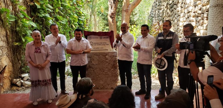 Colocan primera piedra del Museo de Sitio Dzibilchaltún en Yucatán