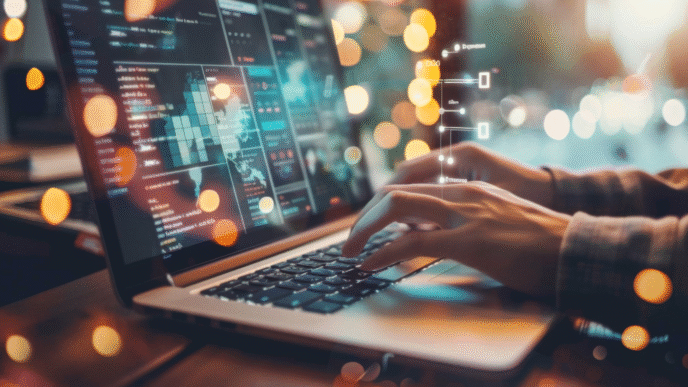 speakers/headshot
Manos tecleando en laptop con datos y gráficas. Innovación tecnológica en el sector inmobiliario LATAM. Inmobiliare Summits.