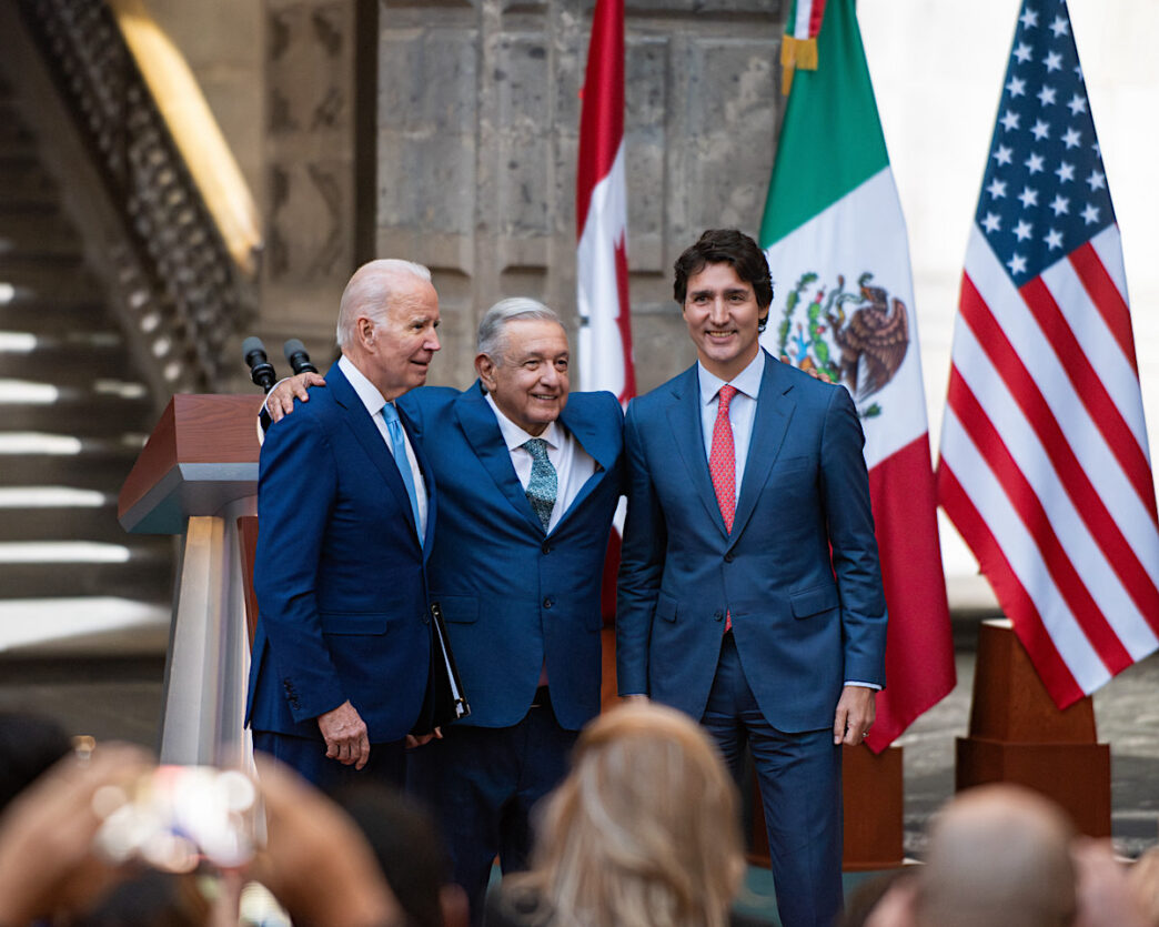 Venue/architecture.

Joe Biden, AMLO y Justin Trudeau posan juntos en México. Reunión trilateral en la ciudad. Presidentes de México, EUA y Canadá.