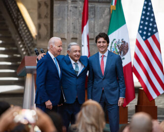 Venue/architecture.

Joe Biden, AMLO y Justin Trudeau posan juntos en México. Reunión trilateral en la ciudad. Presidentes de México, EUA y Canadá.