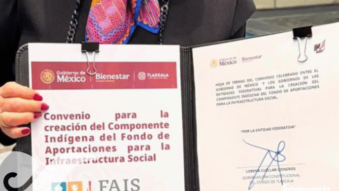 Convenio de infraestructura social en México. Firma de Lorena Cuéllar Cisneros, Gobernadora de Tlaxcala. Gobierno municipal.