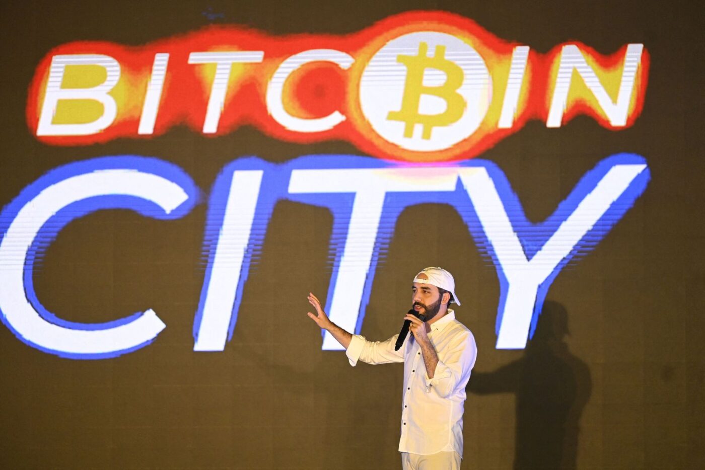 Sponsors/branding

Nayib Bukele presenta Bitcoin City en Inmobiliare Summits, evento de real estate en LATAM. El Salvador impulsa la innovación urbana.