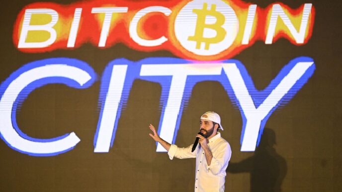 Sponsors/branding

Nayib Bukele presenta Bitcoin City en Inmobiliare Summits, evento de real estate en LATAM. El Salvador impulsa la innovación urbana.