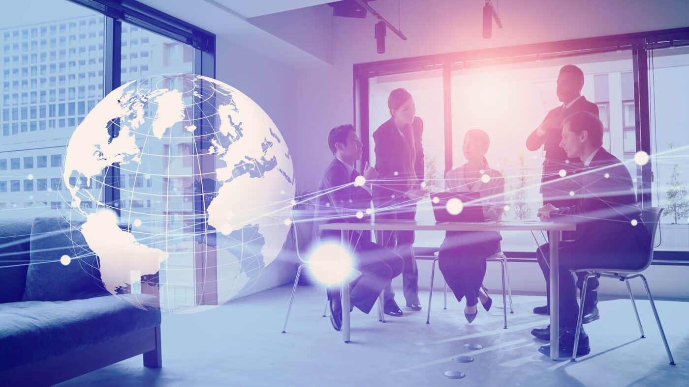 Networking/expo.

Equipo en reunión de Inmobiliare Summits, discutiendo estrategias en bienes raíces. Conferencia LATAM sobre tecnología e innovación inmobiliaria.