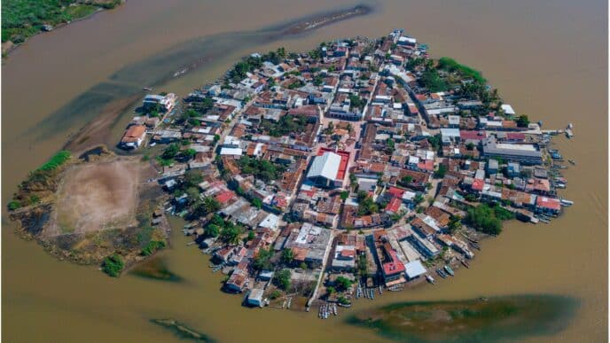 Venue/Architecture.
Vista aérea de la Isla de Mexcaltitán, Nayarit, México. Un destino único cerca de Aztlán Parque Urbano. #InmobiliareSummits #RealEstate