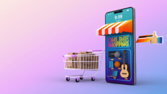 Ilustración 3D de beneficios del comercio electrónico: carrito lleno de paquetes saliendo de un móvil con toldo y artículos en venta online.