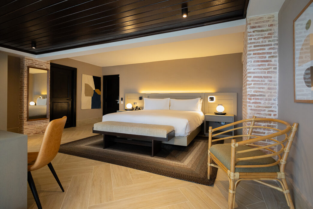 venue/architecture

Habitación de hotel sede de Inmobiliare Summits, evento real estate en México. Diseño moderno y confortable para los asistentes a la conferencia.