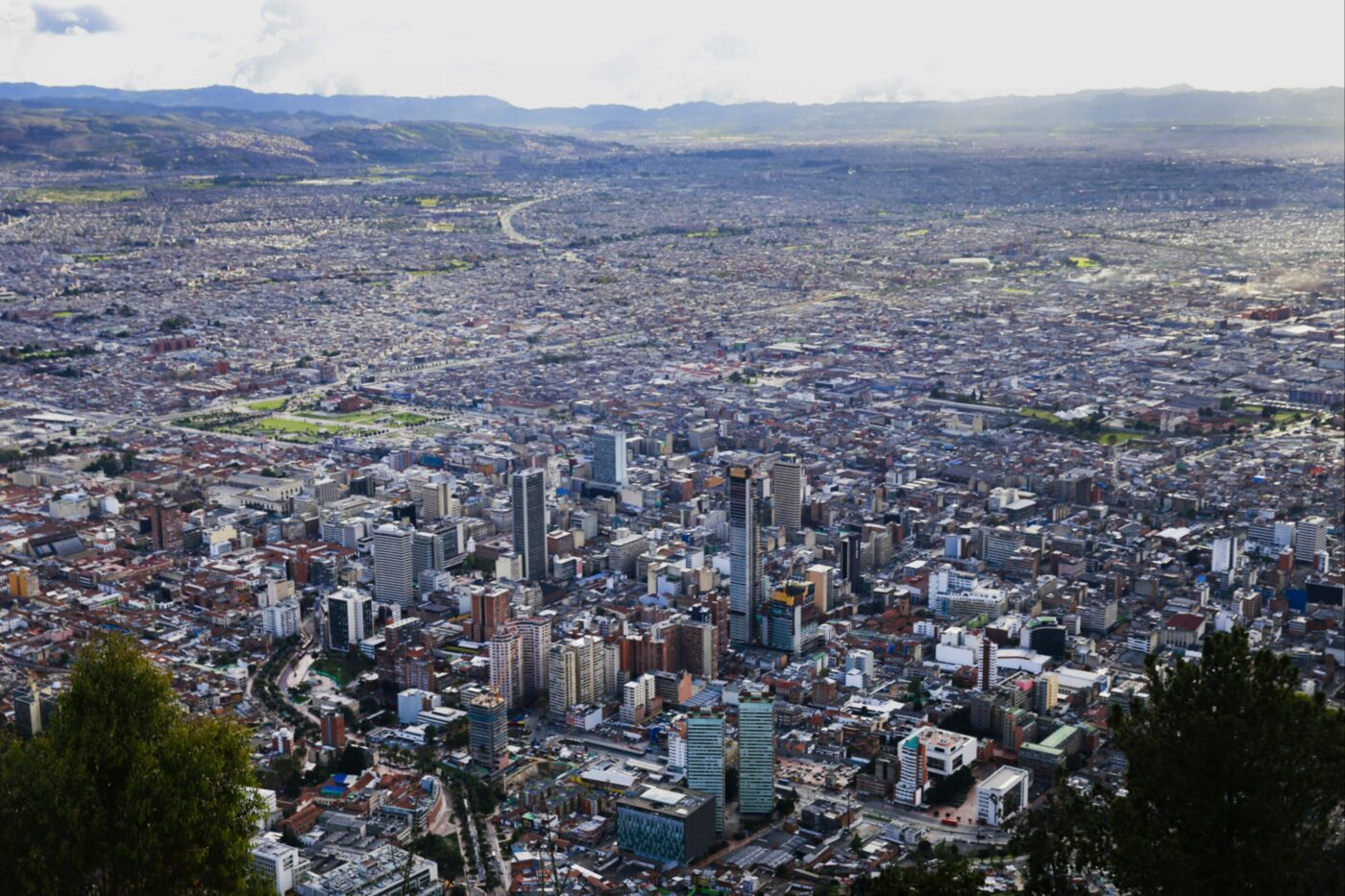 City/Destination.
Vista aérea de la ciudad, posible destino del Inmobiliare Summit LATAM. Impulso al sector real estate en la ciudad.