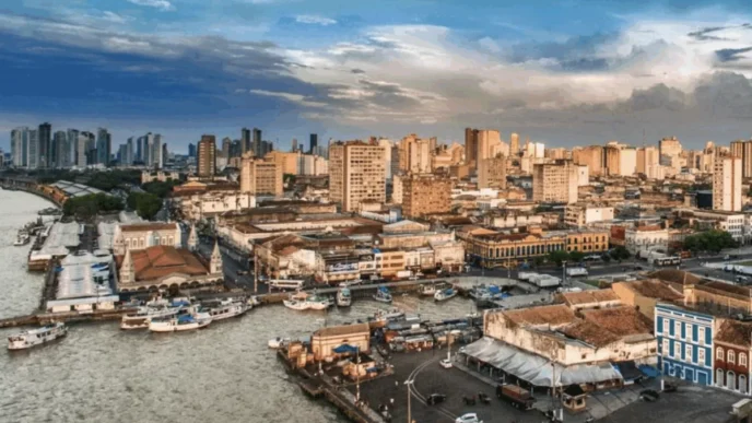 city/destination
Vista aérea de la ciudad en LATAM. Impulso al sector Inmobiliario en la conferencia Inmobiliare Summits para descarbonizar ciudades.