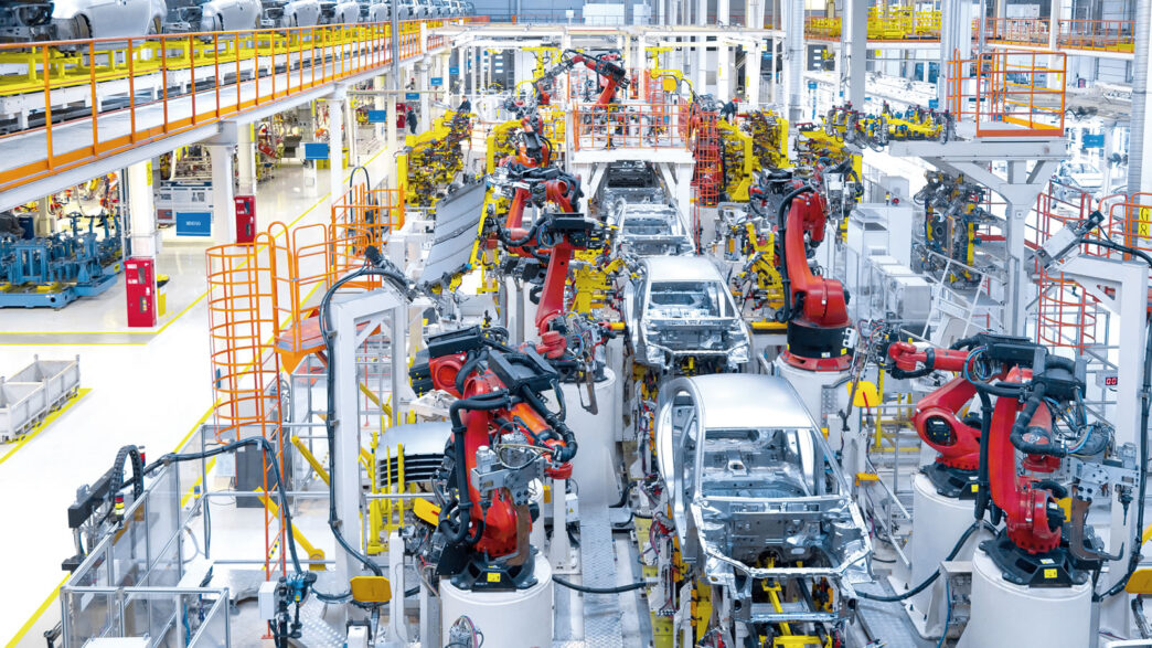 venue/architecture

Línea de producción automatizada en fábrica. Robots ensamblan autos en serie. Innovación industrial en México. #realestate #LATAM #conference