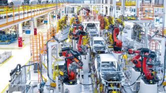 venue/architecture

Línea de producción automatizada en fábrica. Robots ensamblan autos en serie. Innovación industrial en México. #realestate #LATAM #conference