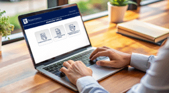 venue/architecture

Persona usando laptop con portal de trámites en línea. Digitalización de servicios para el sector real estate en México.