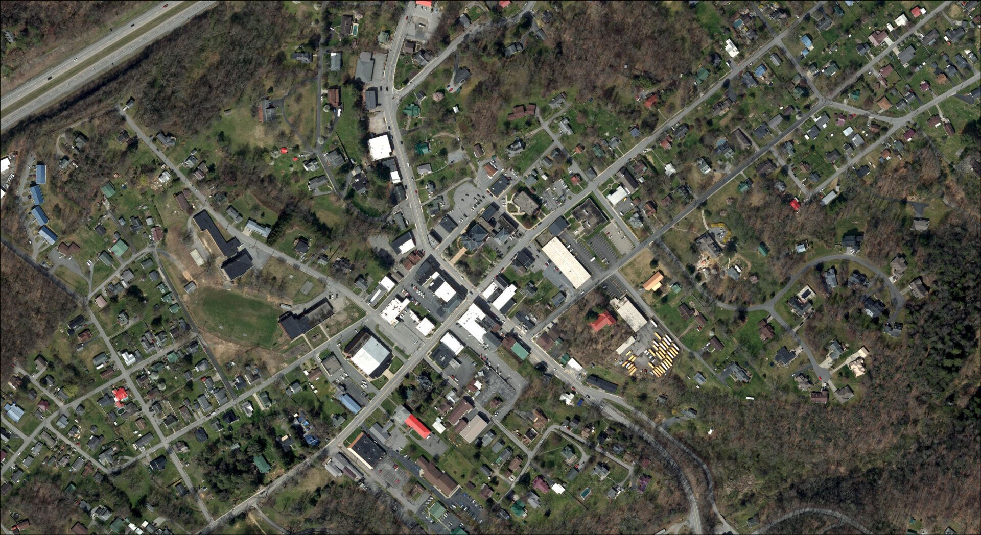 city/destination
Vista aérea de Durango, México, mostrando la planificación urbana. Proyecto de vivienda vertical en análisis, Inmobiliare Summits.