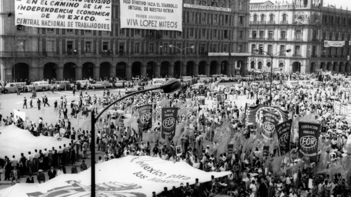 City/Destination

Manifestación histórica en Ciudad de México. Celebración y apoyo a la nacionalización de la industria eléctrica. #InmobiliareSummits #México #LATAM