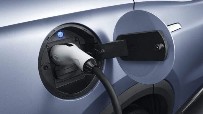 Sponsors/branding

Cargando un vehículo eléctrico MG. Movilidad sostenible en Inmobiliare Summits México. Innovación en real estate.