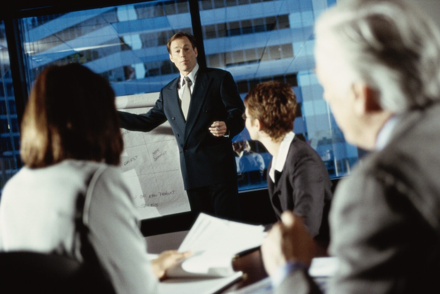 Orador presenta estrategia en Inmobiliare Summits. Reunión de real estate en México con panelistas y expertos en el sector.