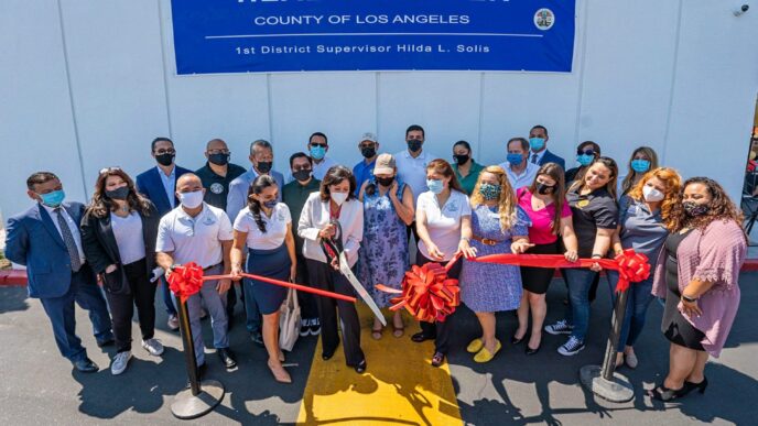 Sponsors/branding.
Inauguración del Bell Health Center con Hilda L. Solis. Evento en Los Ángeles. Inmobiliare Summits impulsa el sector real estate en LATAM.