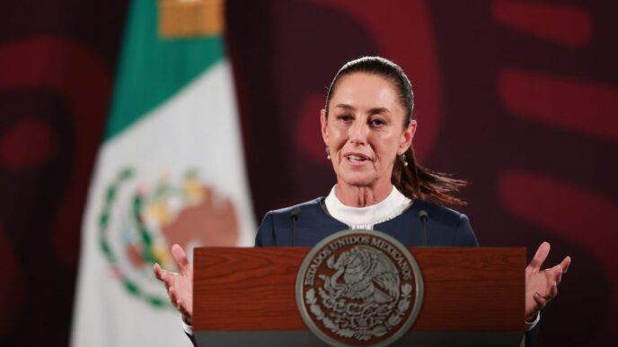 speakers/headshot
Claudia Sheinbaum habla en evento en México. Conferencia Inmobiliare Summits sobre real estate en la ciudad.