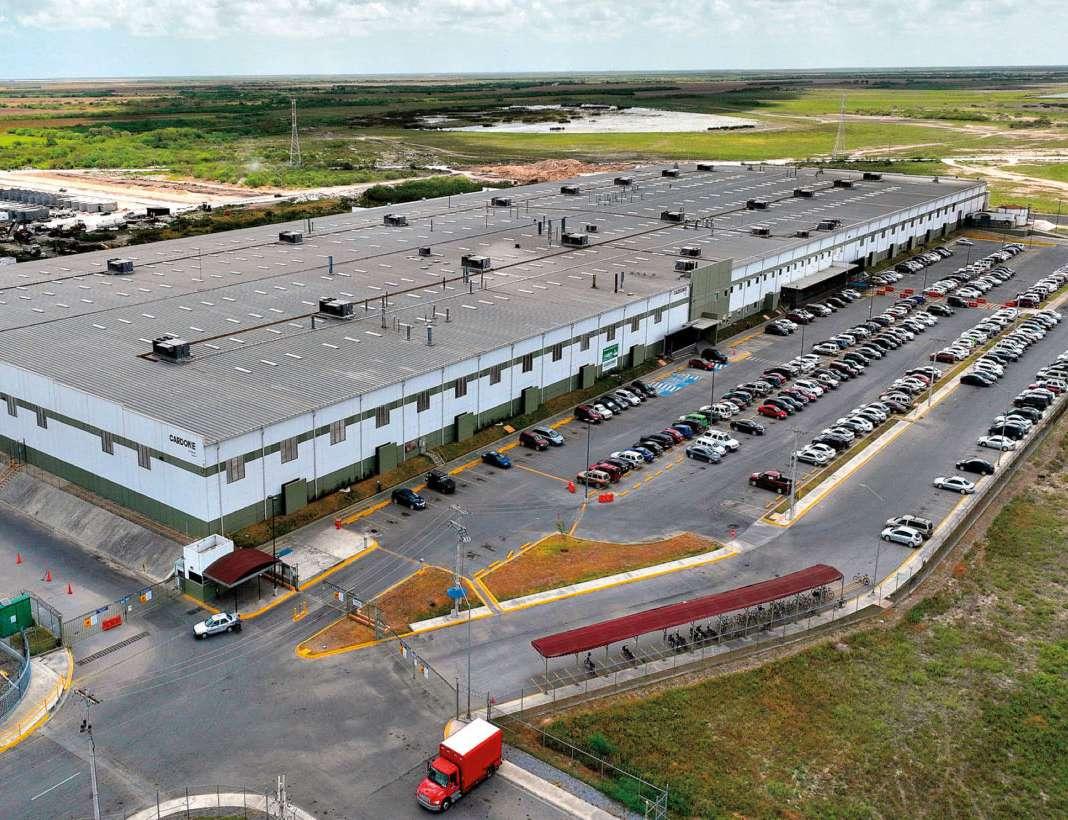 venue/architecture

Vista aérea de inmueble industrial en México. El real estate industrial es clave en el mercado LATAM.