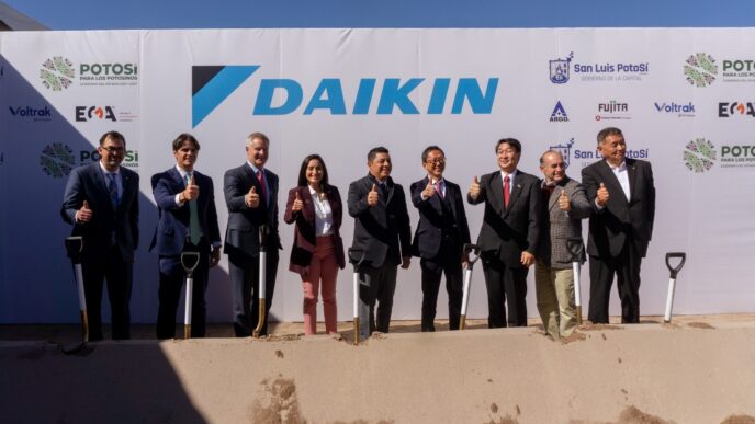 Sponsors/branding.

Colocación de primera piedra de Daikin en San Luis Potosí, México. Inversión en real estate impulsa el desarrollo en LATAM.
