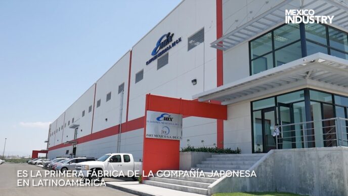 Edificio corporativo de Emix, empresa clave en el clúster de construcción del Bajío en Guanajuato. Arquitectura moderna y diseño industrial.