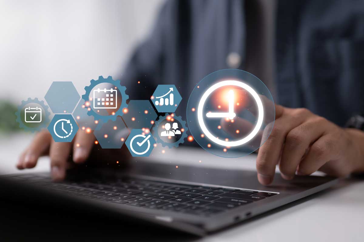 Sponsors/branding

Mano usando laptop con iconos digitales de productividad laboral. Libros para mejorar la productividad en el trabajo.