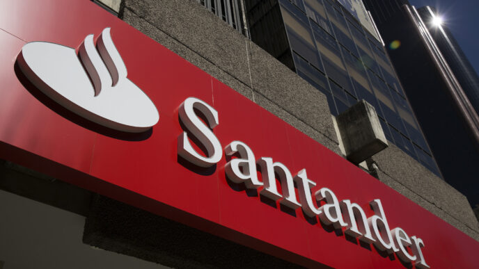 Sponsors/branding.

Logotipo de Banco Santander, patrocinador clave en Inmobiliare Summits. Impulsa el sector real estate en México y LATAM con su apoyo.