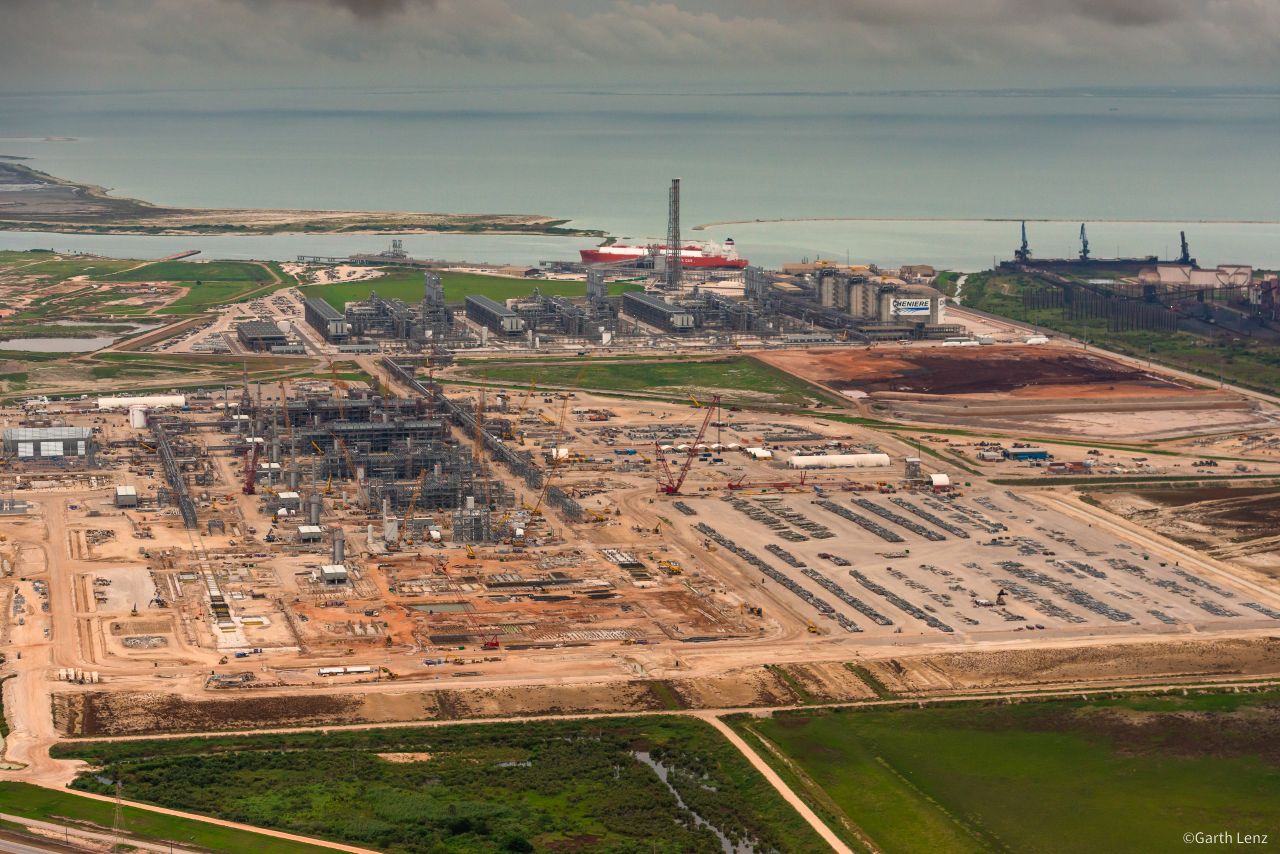 venue/architecture
Vista aérea de la planta en Querétaro de Industrias Ochoa, mostrando planes de expansión. Inmobiliare Summits destaca el crecimiento del real estate en México.