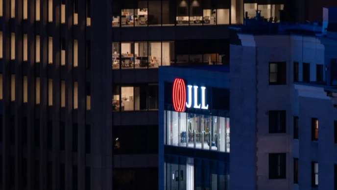 venue/architecture

Edificio JLL iluminado en la noche. Compromiso con la sostenibilidad en Inmobiliare Summits. #RealEstate #Mexico #Conference