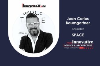 Retrato de Juan Carlos Baumgartner, fundador de SPACE, apasionado por arquitectura y neurociencia cognitiva. Reconocido por The Enterprise World.