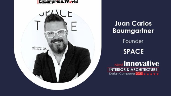 Retrato de Juan Carlos Baumgartner, fundador de SPACE, apasionado por arquitectura y neurociencia cognitiva. Reconocido por The Enterprise World.