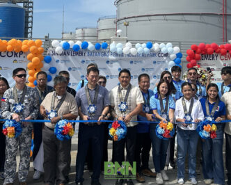Venue/Architecture

Grupo cortando cinta inaugural en Jumbo City, nuevo complejo industrial. Inmobiliare Summits destaca el crecimiento del real estate en México y LATAM.