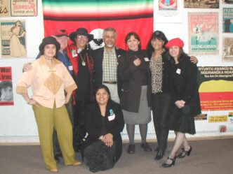 speakers/headshot

Grupo diverso posa en Inmobiliare Summits, evento real estate en México. Oradores y asistentes en conferencia LATAM.