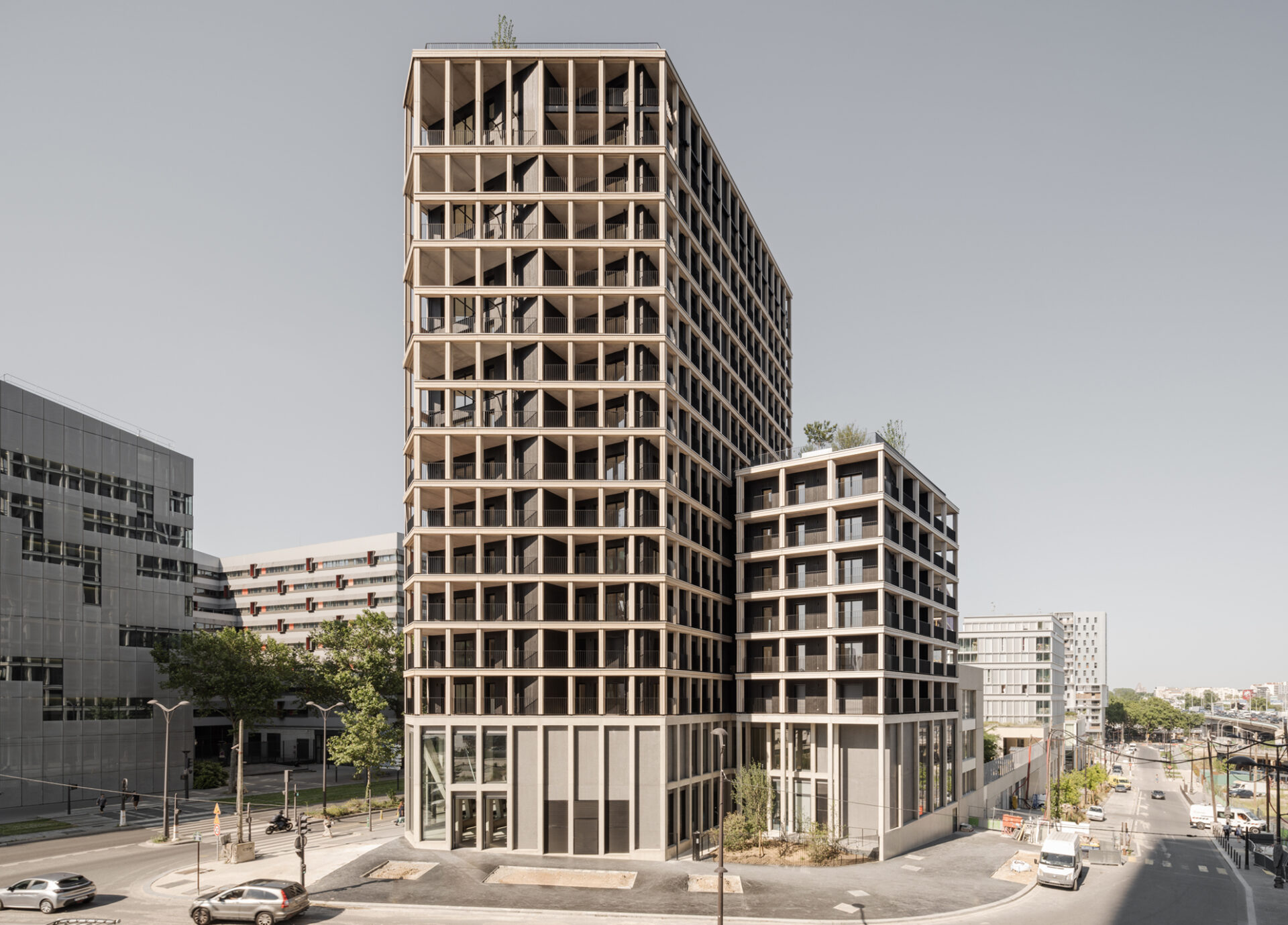 venue/architecture

Le Berlier, edificio de madera de Moreau Kusunoki en Francia. Arquitectura moderna para Inmobiliare Summits, real estate en LATAM.