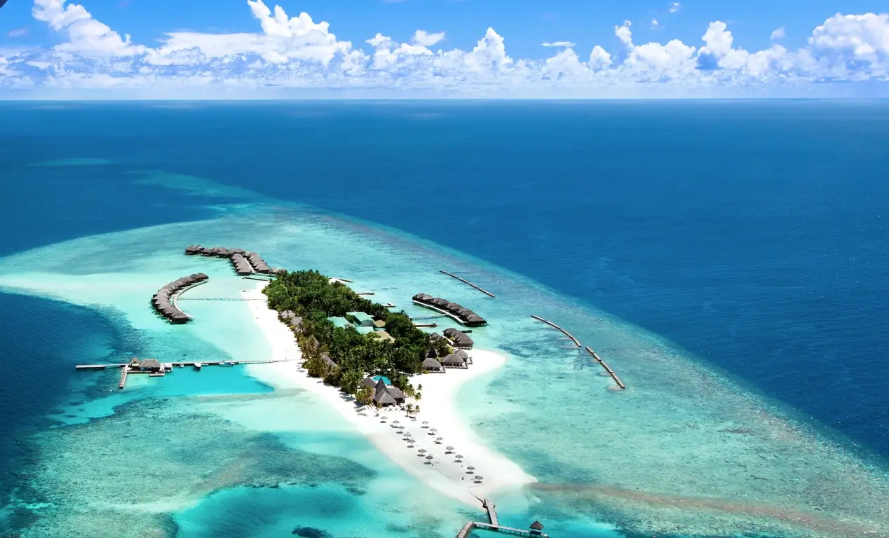 city/destination
Vista aérea de Maldivas, destino de Inmobiliare Summits. El país contará con una ciudad flotante, proyecto de real estate en LATAM.