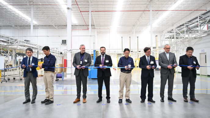 venue/architecture

Inauguración de planta MATA Automotive en México. Directivos cortan listón en evento de real estate. Inmobiliare Summits.