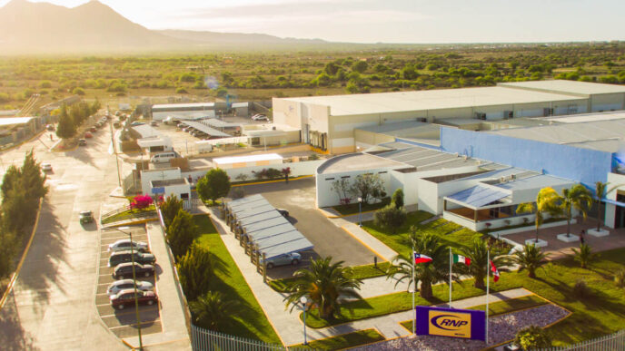 venue/architecture

Vista aérea del Parque Industrial de Matehuala, San Luis Potosí. Inmobiliare Summits destaca el potencial de la ciudad en el sector real estate en México.
