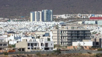 city/destination
Vista de Querétaro, México, en Inmobiliare Summits. Paisaje urbano con edificios residenciales y torres. Impulso al sector real estate.