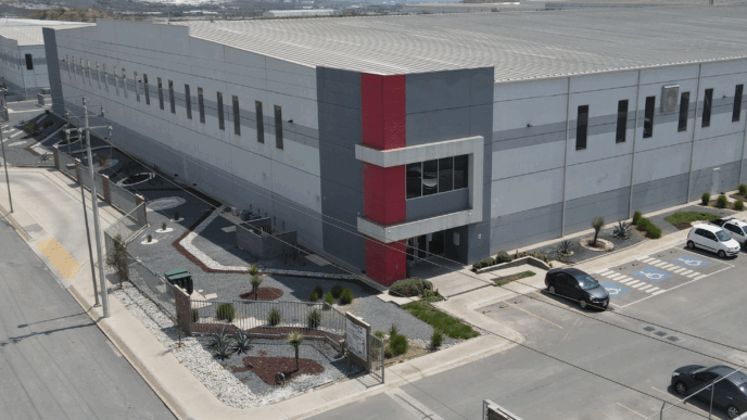 venue/architecture
Vista exterior de un edificio industrial en Monterrey, México. Espacio para conferencias Inmobiliare Summits real estate.