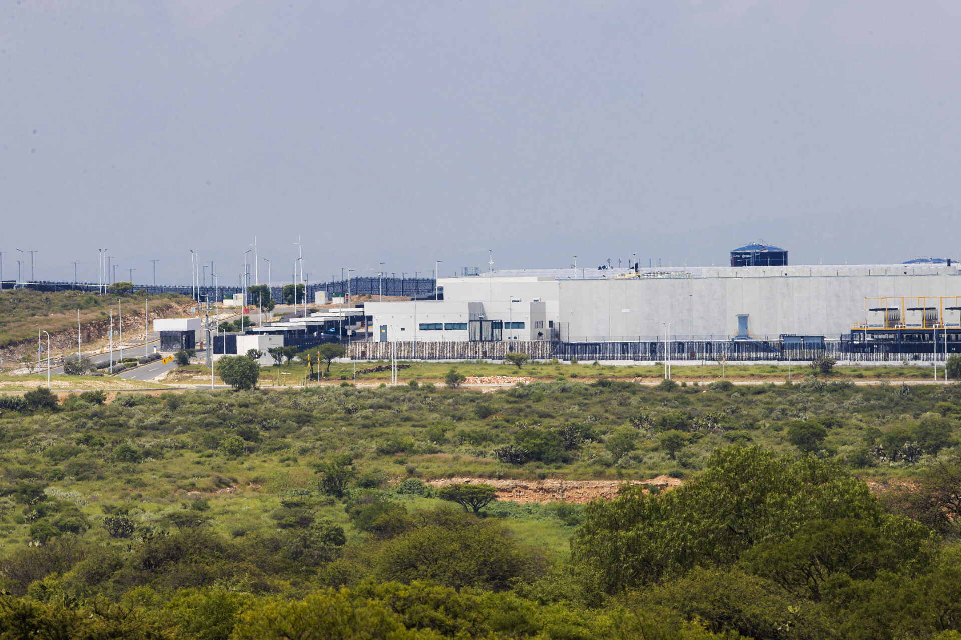 Venue/architecture.
Vista de un parque industrial en México, posible sede de Inmobiliare Summits. Infraestructura clave para el sector real estate en LATAM.