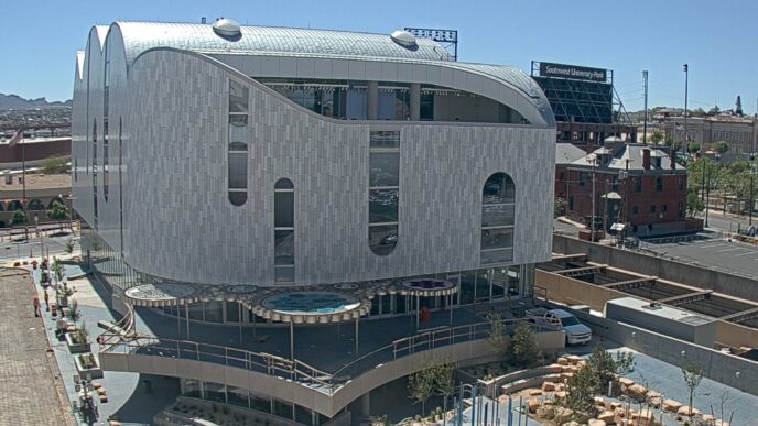 Venue del Museo Infantil La Nube, próximo evento Inmobiliare Summits. Arquitectura moderna en la ciudad, espacio para real estate LATAM.