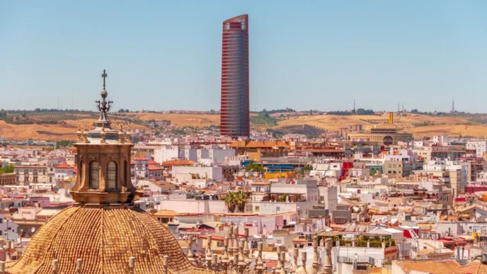 city/destination
Vista aérea de Sevilla, ciudad sede de Inmobiliare Summits LATAM. Arquitectura histórica y rascacielos moderno. Real estate en auge.
