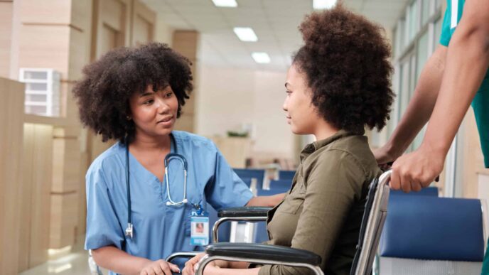 speakers/headshot

Enfermera conversa con paciente en silla de ruedas. El turismo médico impulsa la construcción en México. #Turismo #México #LATAM