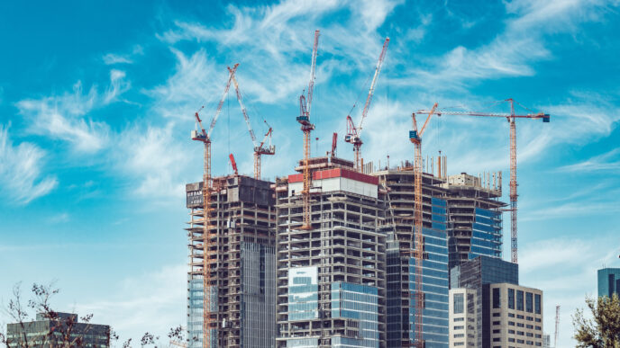 Venue/architecture.

Edificios en construcción en Mazatlán, México. El auge inmobiliario impulsa el desarrollo urbano en la ciudad. Inmobiliare Summits.