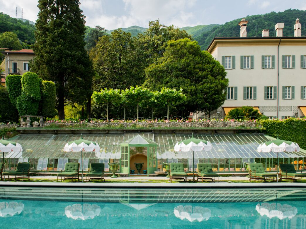 Venue/architecture.

Vista de un elegante lugar al aire libre con piscina. Inmobiliare Summits selecciona los mejores venues para sus conferencias de real estate en LATAM.