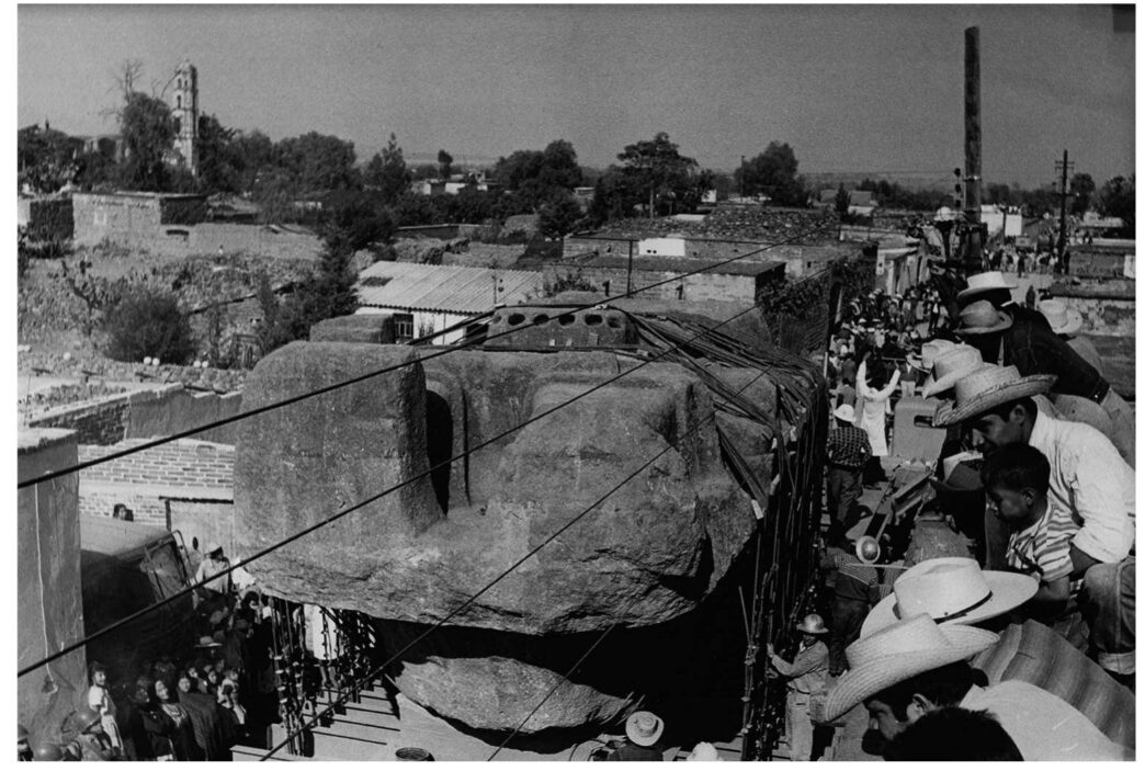 venue/architecture

Traslado de monolito en México, obra de Pedro Ramírez Vázquez. Arquitectura icónica en la ciudad. Inmobiliare Summits reconoce legado.