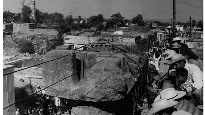 venue/architecture

Traslado de monolito en México, obra de Pedro Ramírez Vázquez. Arquitectura icónica en la ciudad. Inmobiliare Summits reconoce legado.