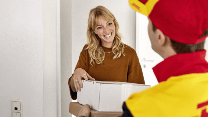 Sponsors/Branding

Entrega de paquete por DHL. Tecnología y logística para real estate en México y LATAM.